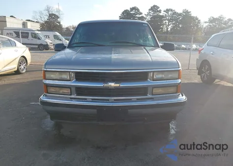 1999 Chevrolet Suburban 1500 Lt from USA, damaged, VIN 3GNEC16R0XG251560